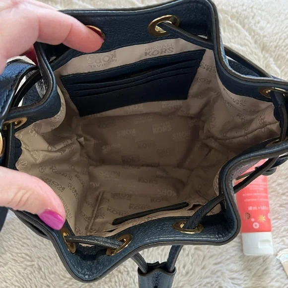 Michael Kors mini bucket bag bundle - Picture 11 of 16